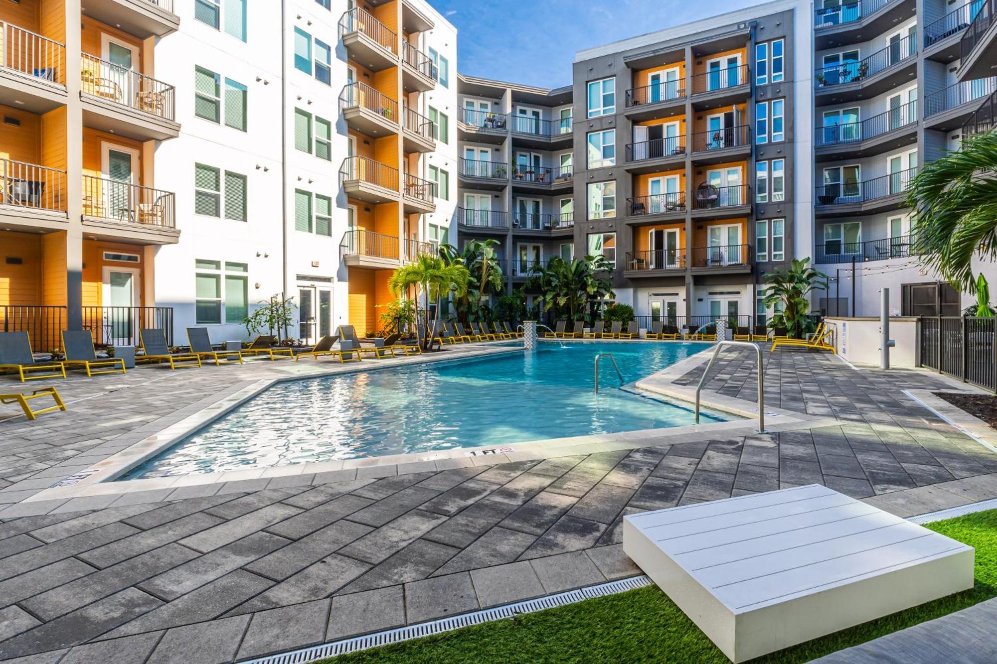 Tropicana Field 1 Bed In Downtown St Pete With Free Parking St. Petersburg Ngoại thất bức ảnh