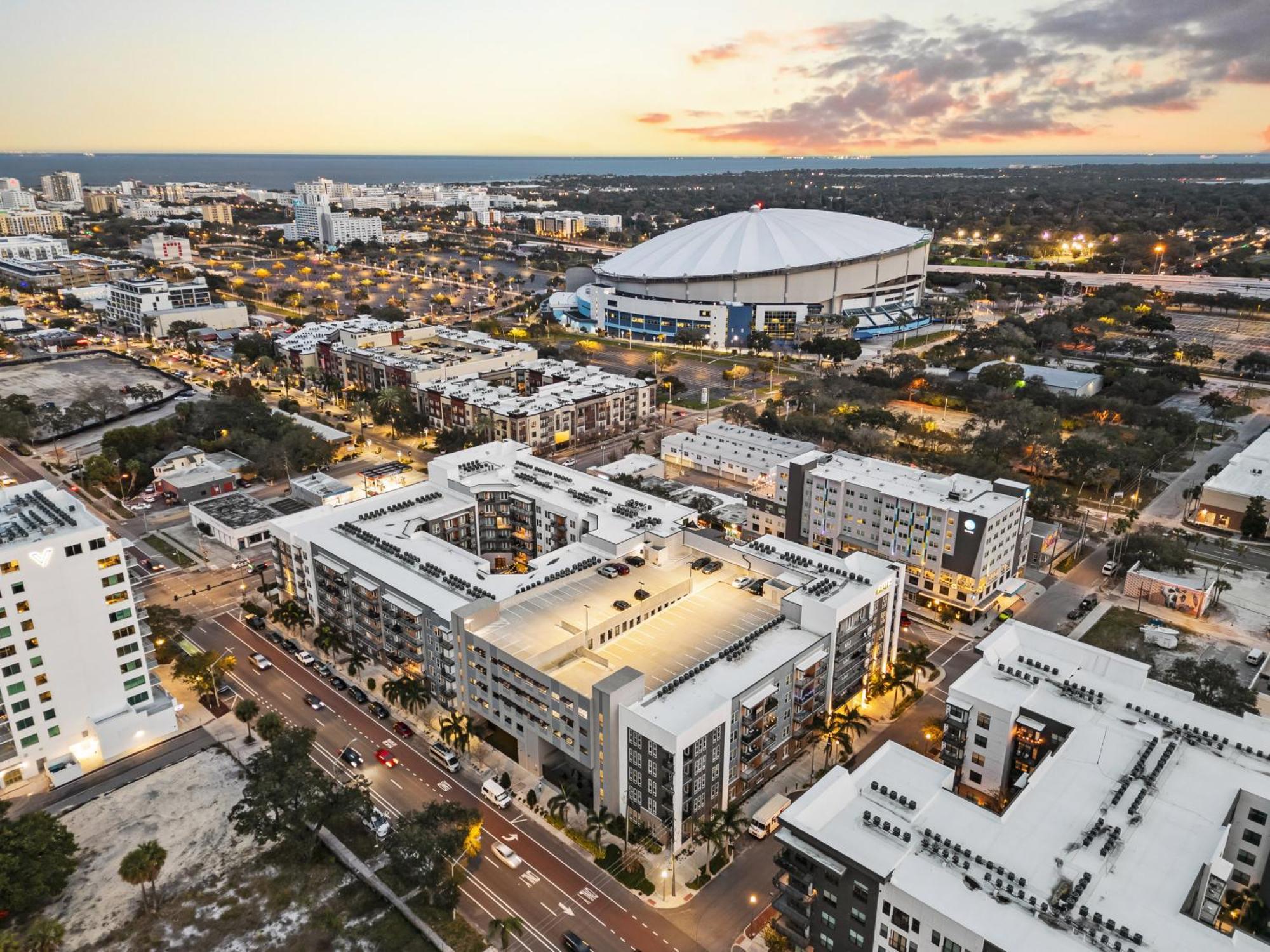 Tropicana Field 1 Bed In Downtown St Pete With Free Parking St. Petersburg Ngoại thất bức ảnh